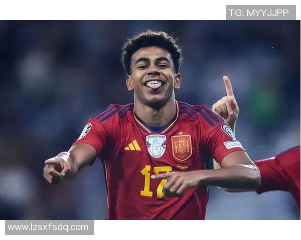 加维引领未来足球潮流展现年轻才俊的无限可能与激情